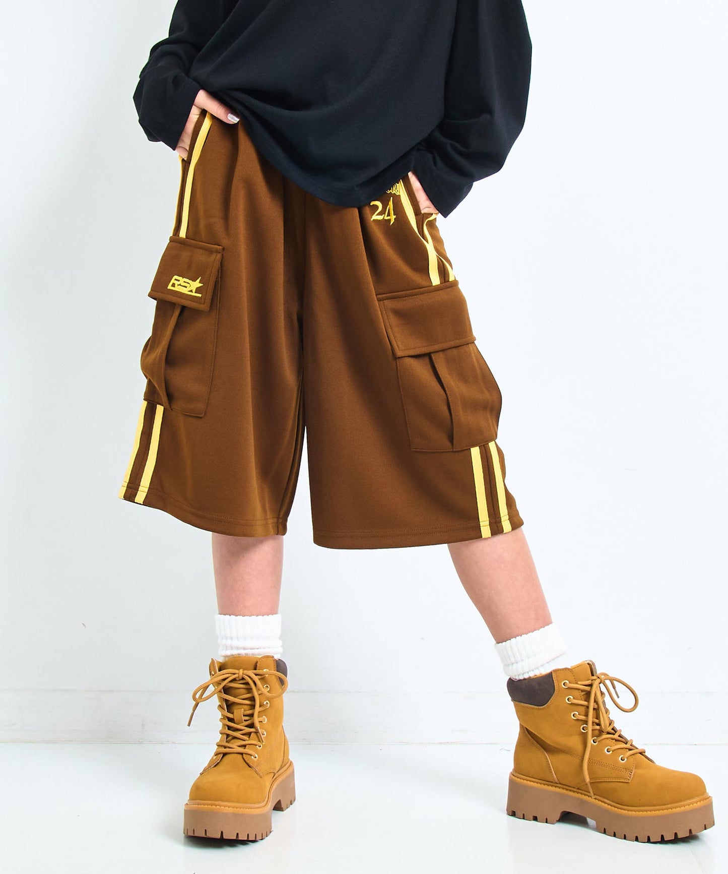 ブラウン/143cm(XSサイズ着用)