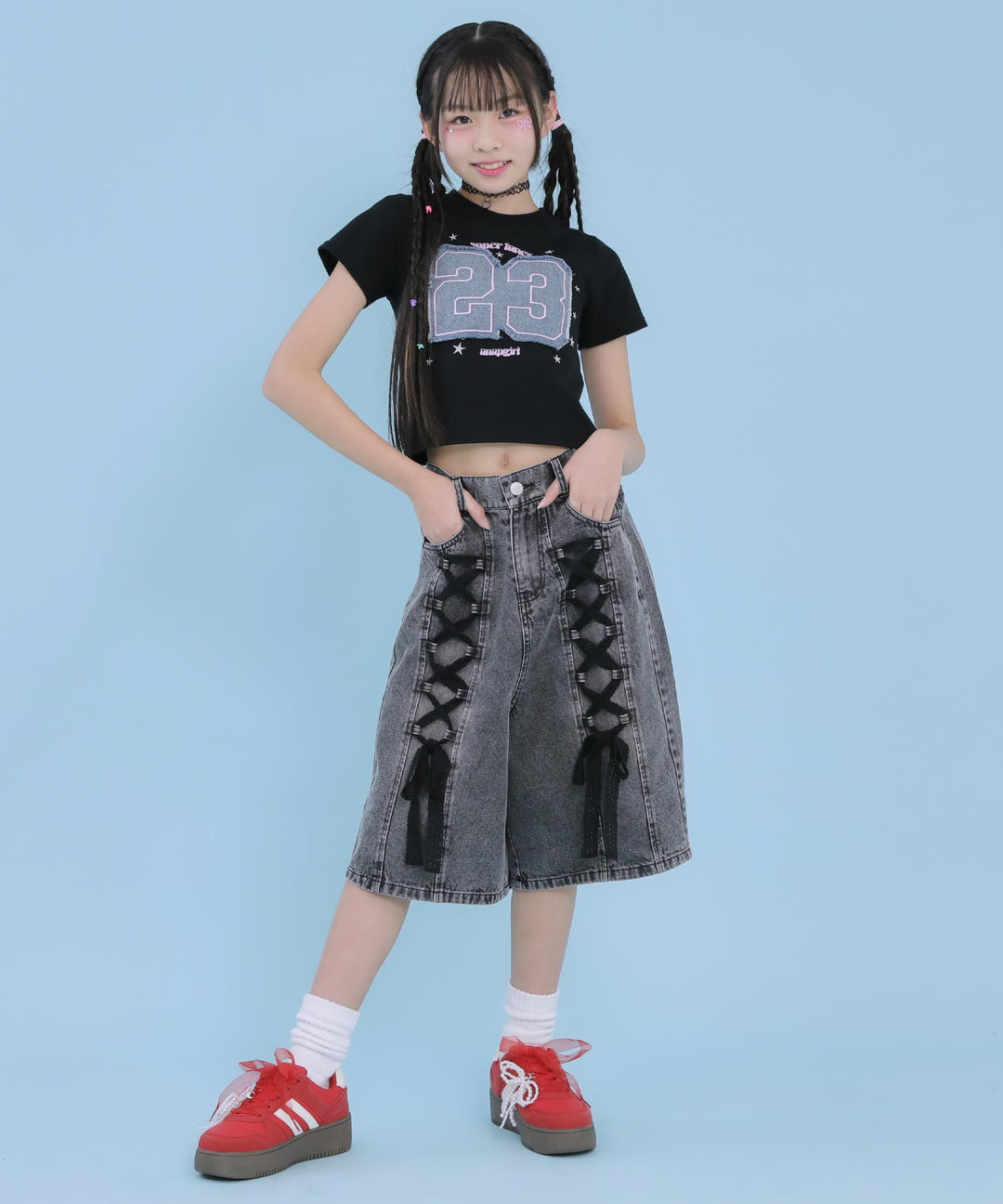 ブラック(XSサイズ着用/身長：約140cm)