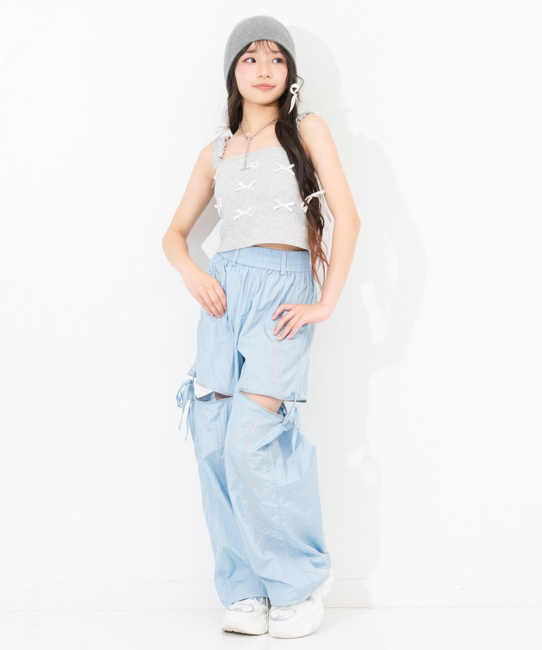 サックス(Sサイズ着用/身長：約146cm)