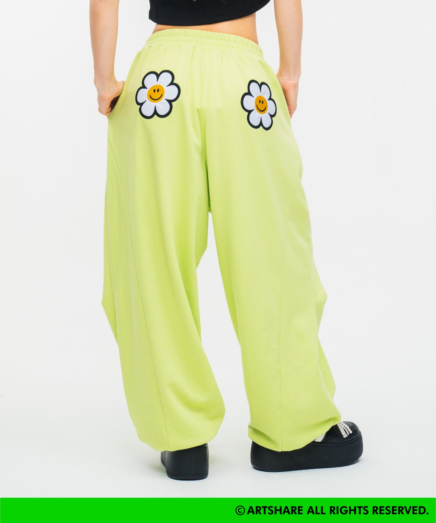 wiggle wiggle × ANAP GiRL コラボ スウェットパンツ 912-7995 – ANAP