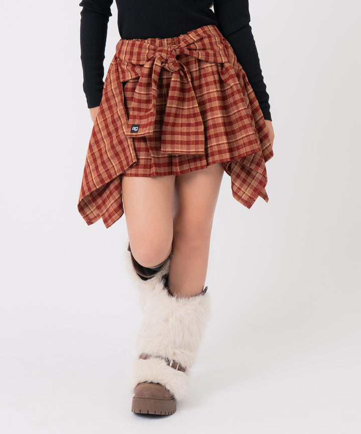 レッド(Sサイズ着用/身長：約152cm)