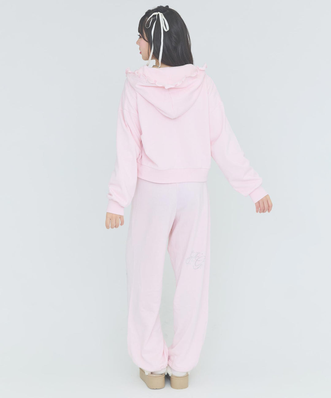 ライトピンク(Ｍサイズ着用/身長：約162cm)