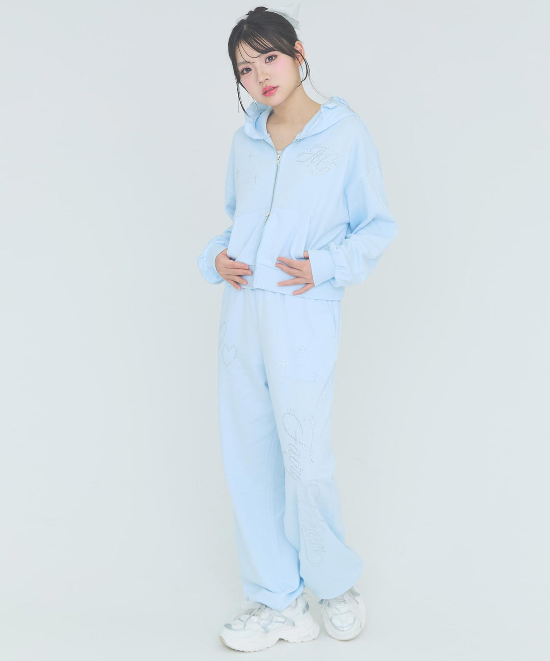 サックス(Ｍサイズ着用/身長：約162cm)