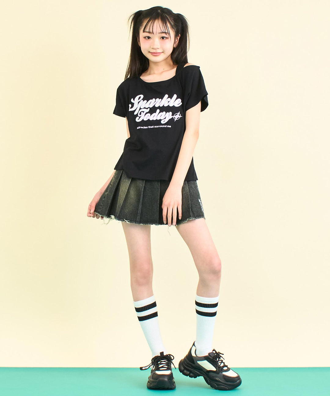 アシンメトリー 肩アキ オーロラワッペン Tシャツ トップス 【キッズお揃い】 913-7666