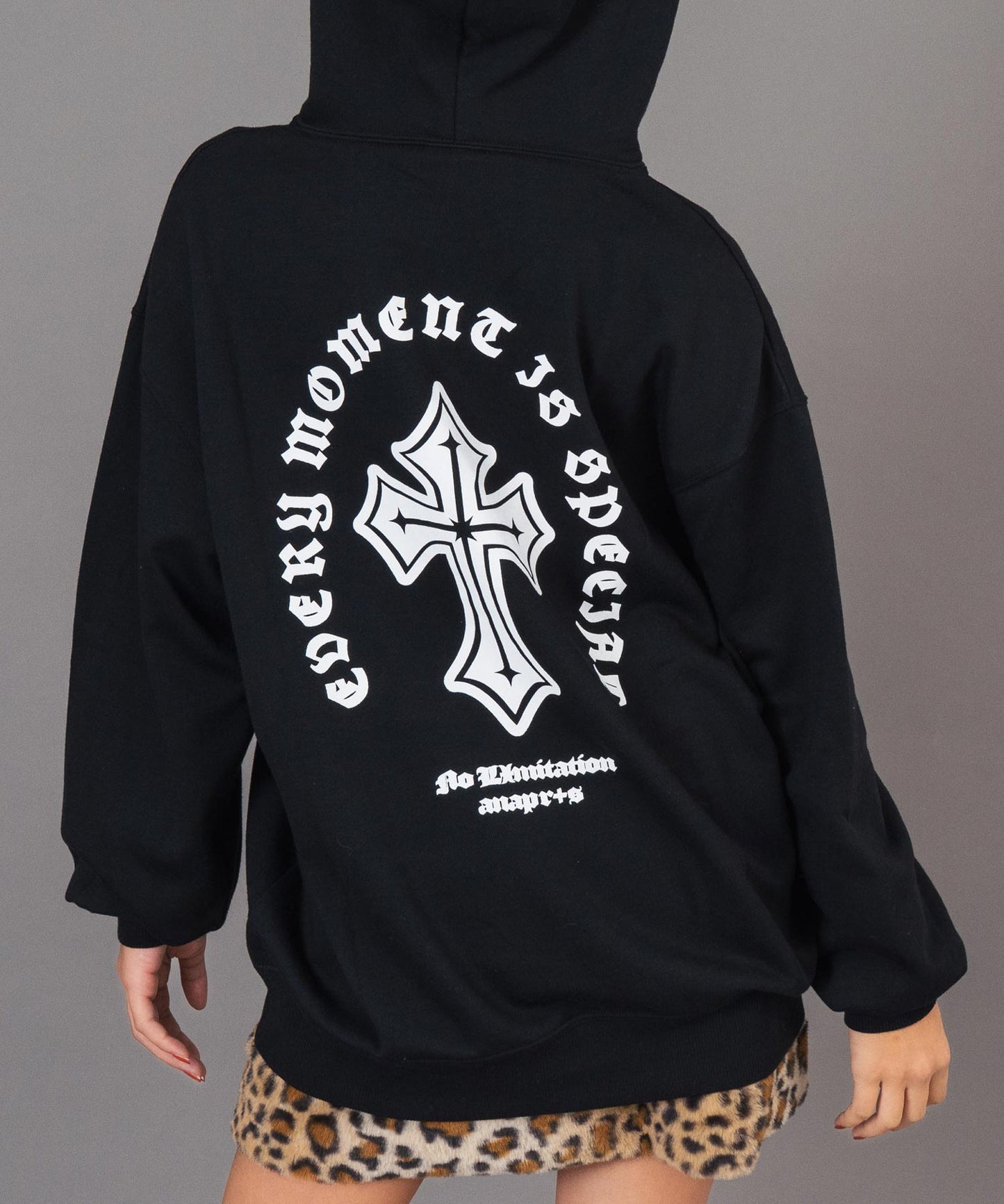 ANAPR＋S スプレー プリント スウェット パーカー【ユニセックス】913-7820