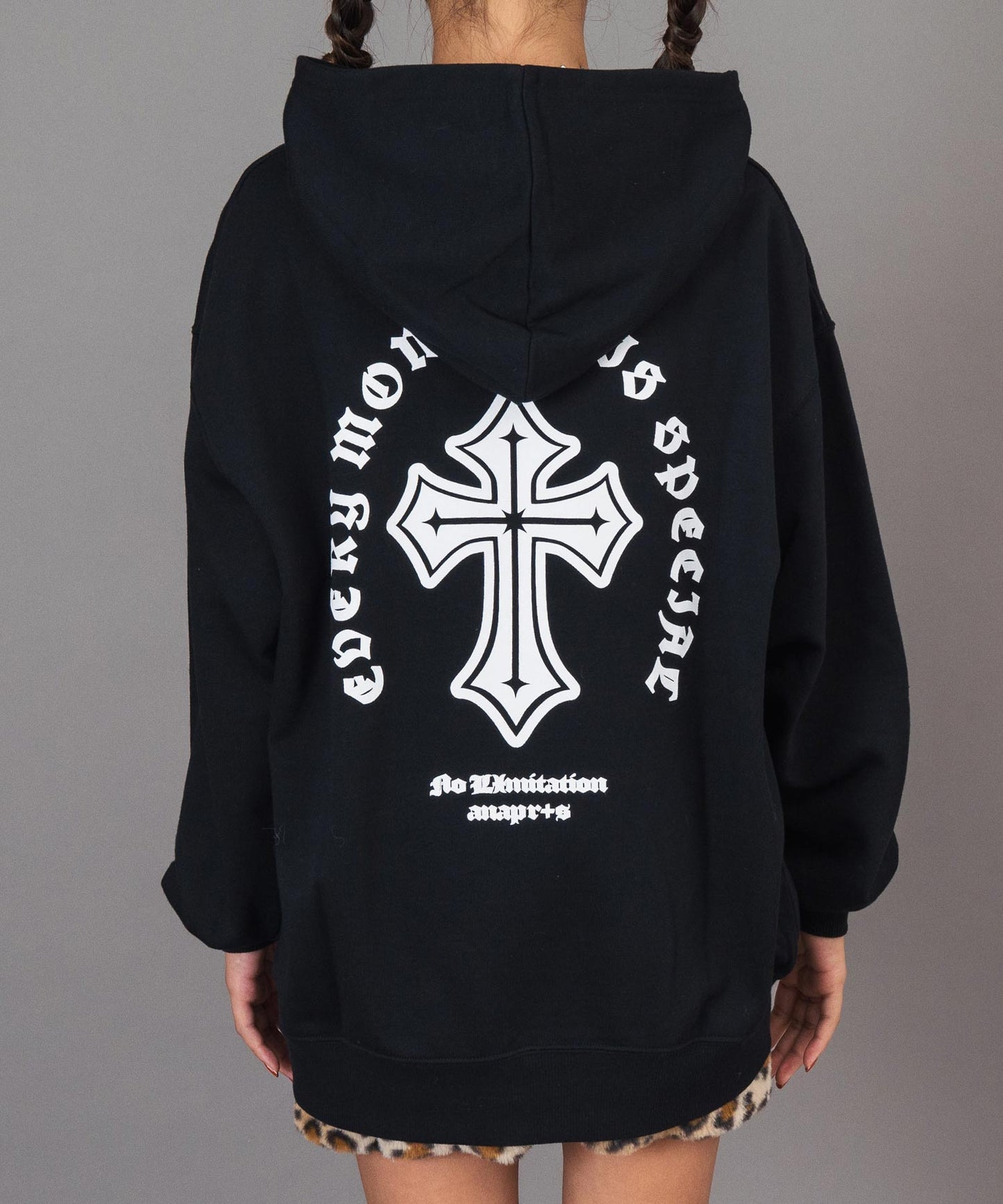 ANAPR＋S スプレー プリント スウェット パーカー【ユニセックス】913-7820