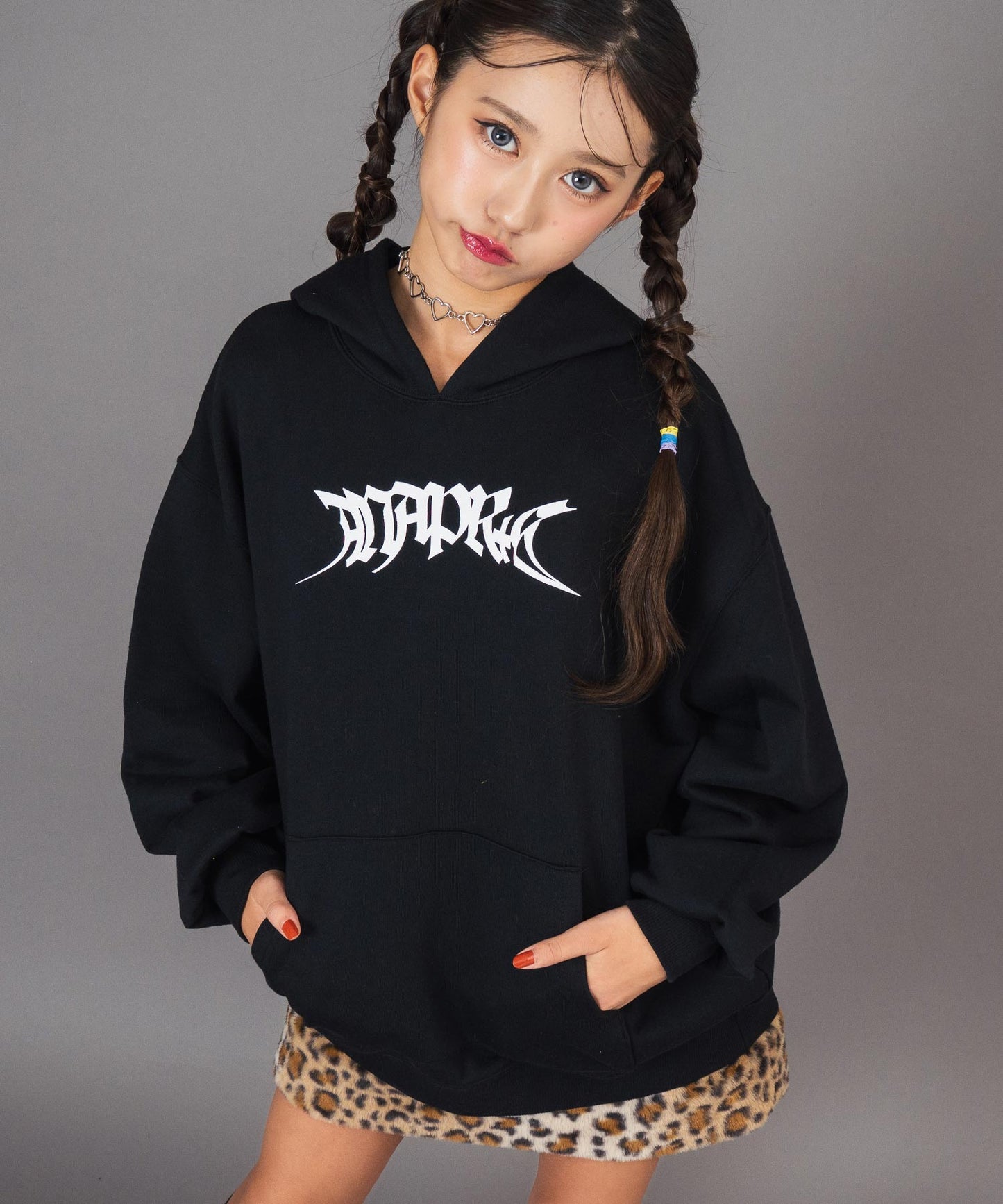 ANAPR＋S スプレー プリント スウェット パーカー【ユニセックス】913-7820