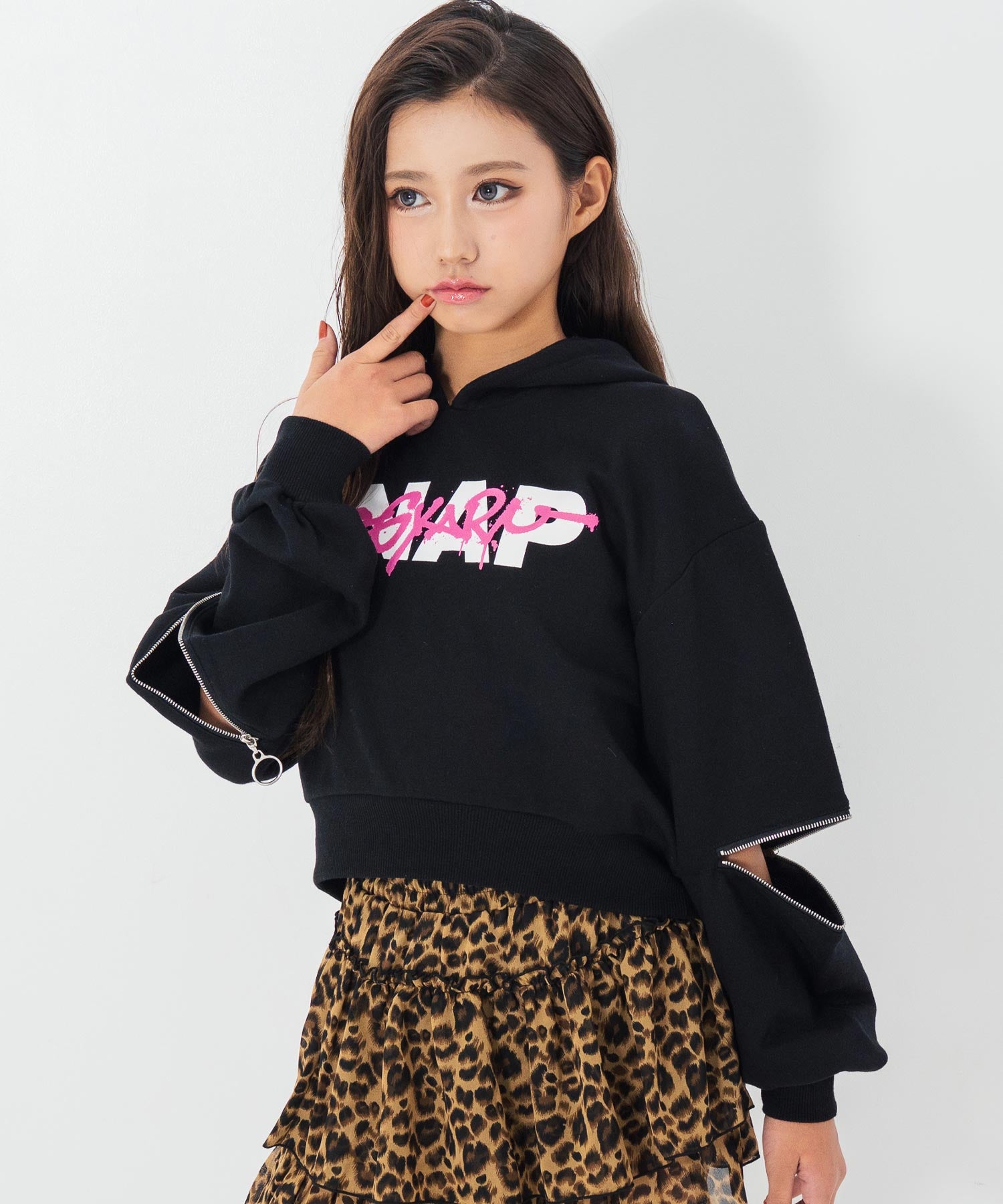 KOGYARU×ANAP ジップ付クロップド スウェットパーカー 913-7827 – ANAP