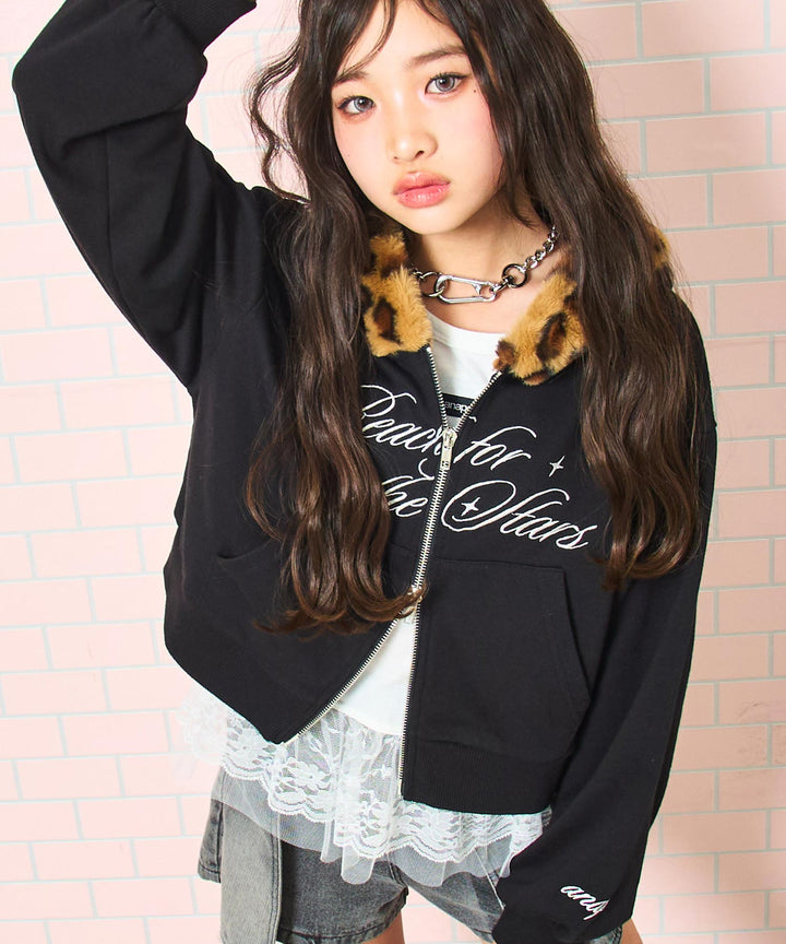ホワイト/143cm(XSサイズ着用)