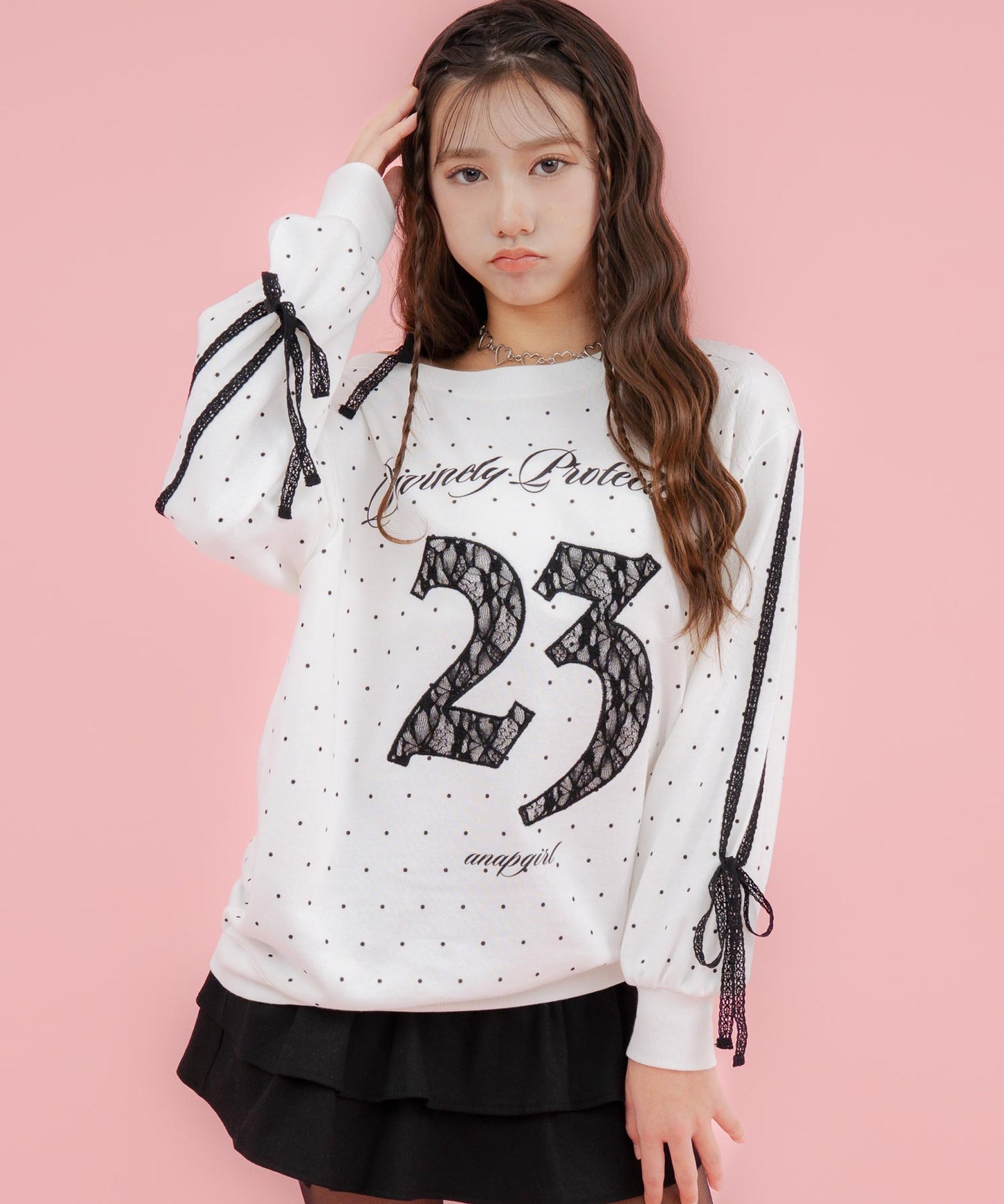 ホワイト/ブラック/152cm(Sサイズ着用)