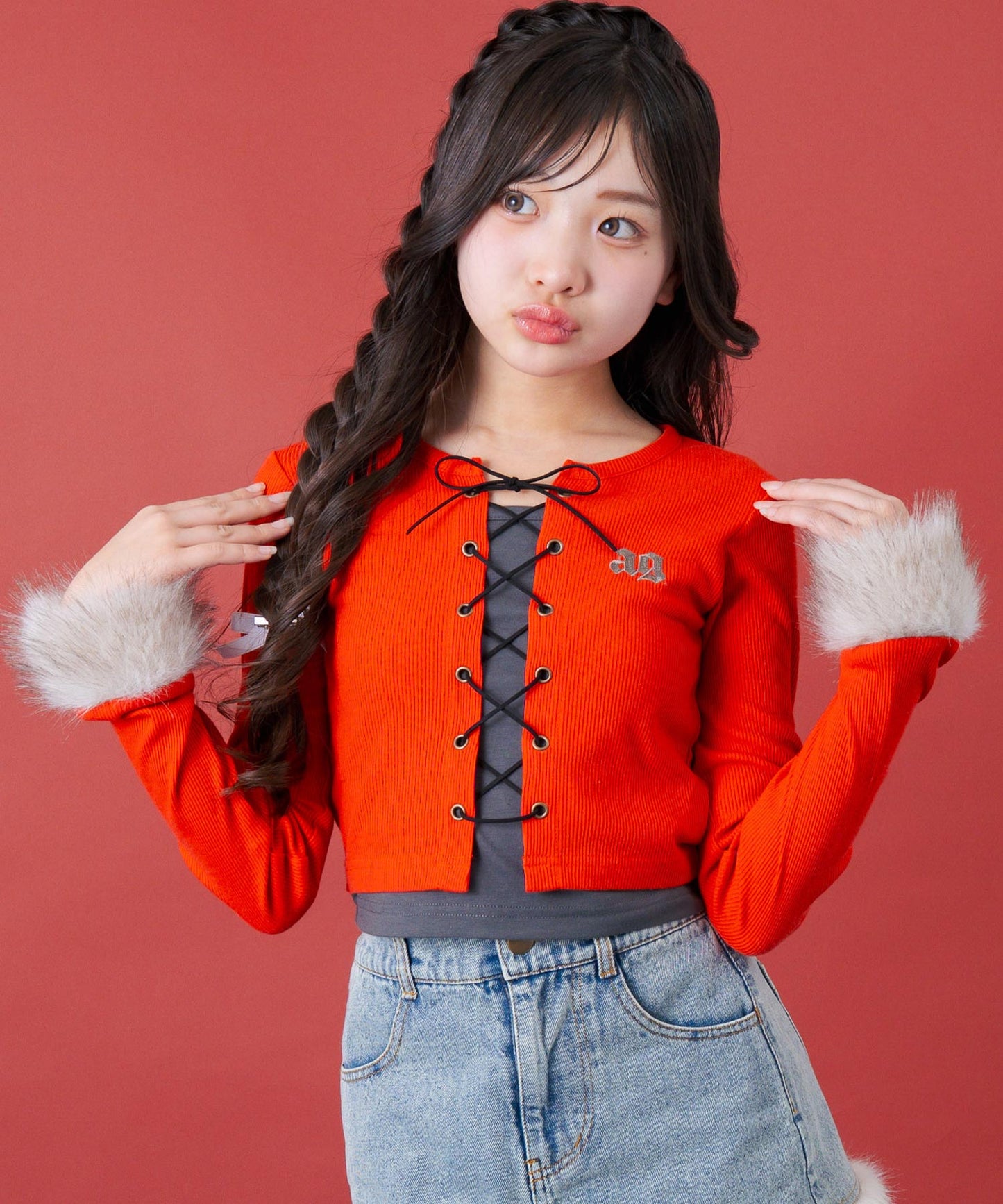 レッド/143cm(XSサイズ着用)