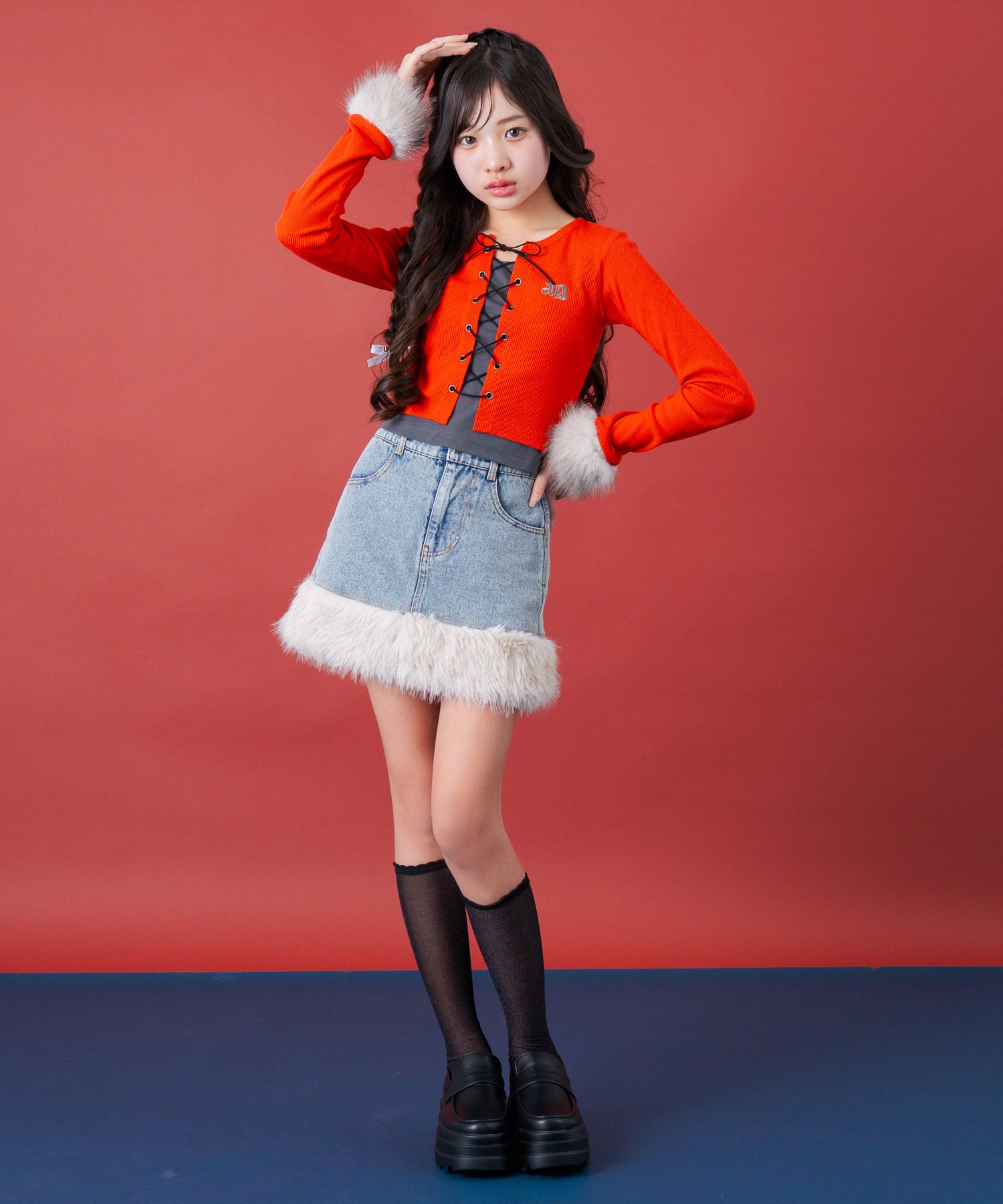 レッド/143cm(XSサイズ着用)