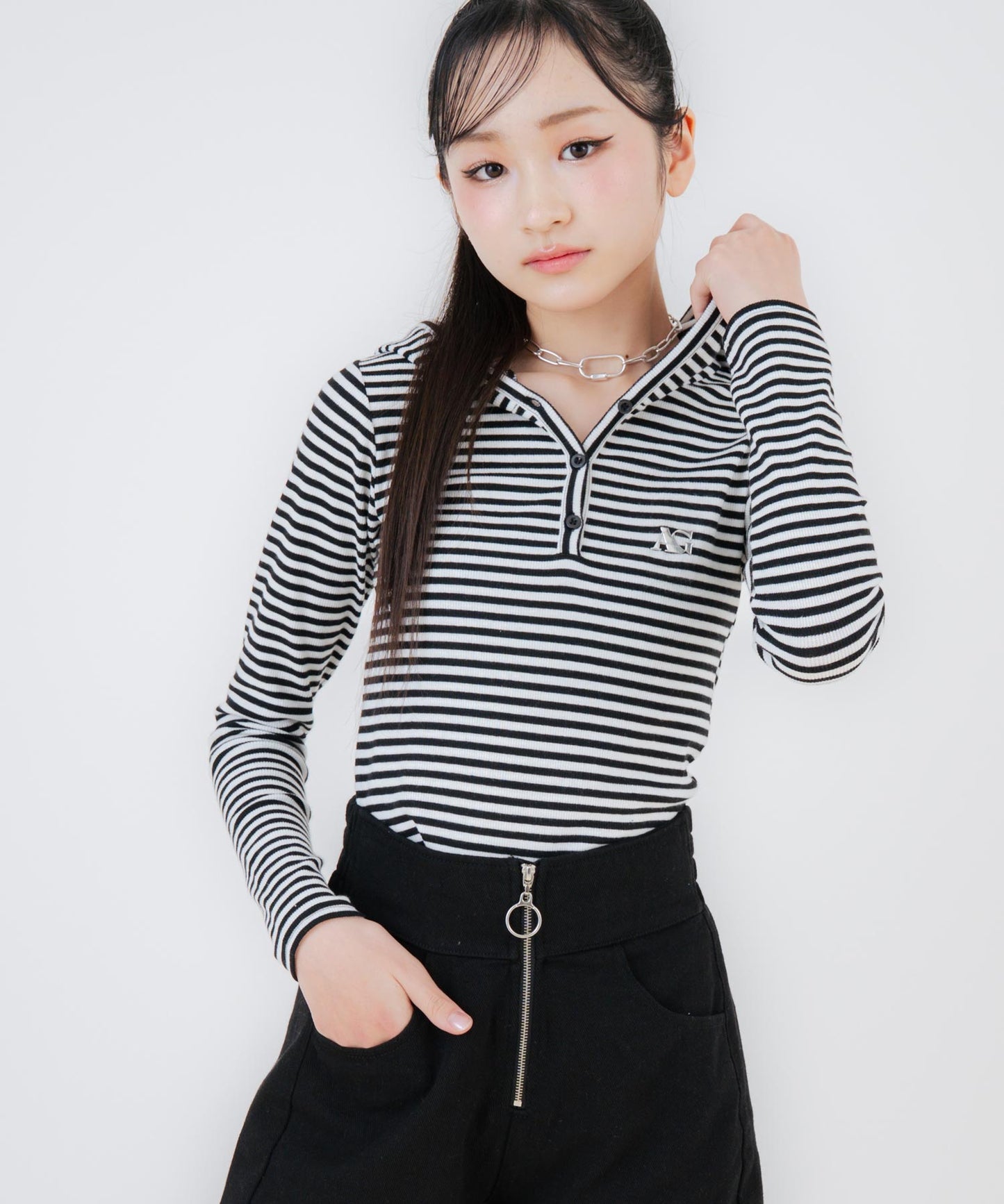 ホワイト/ブラック