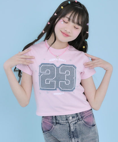 ライトピンク(XSサイズ着用/身長：約147cm)