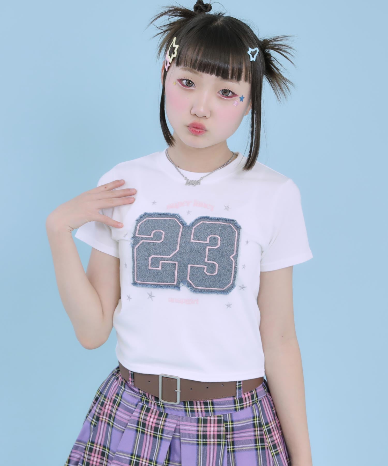 ホワイト(Sサイズ着用/身長：約154cm)