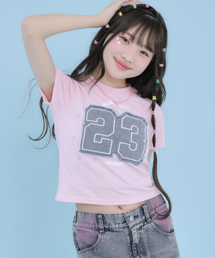 ライトピンク(XSサイズ着用/身長：約147cm)