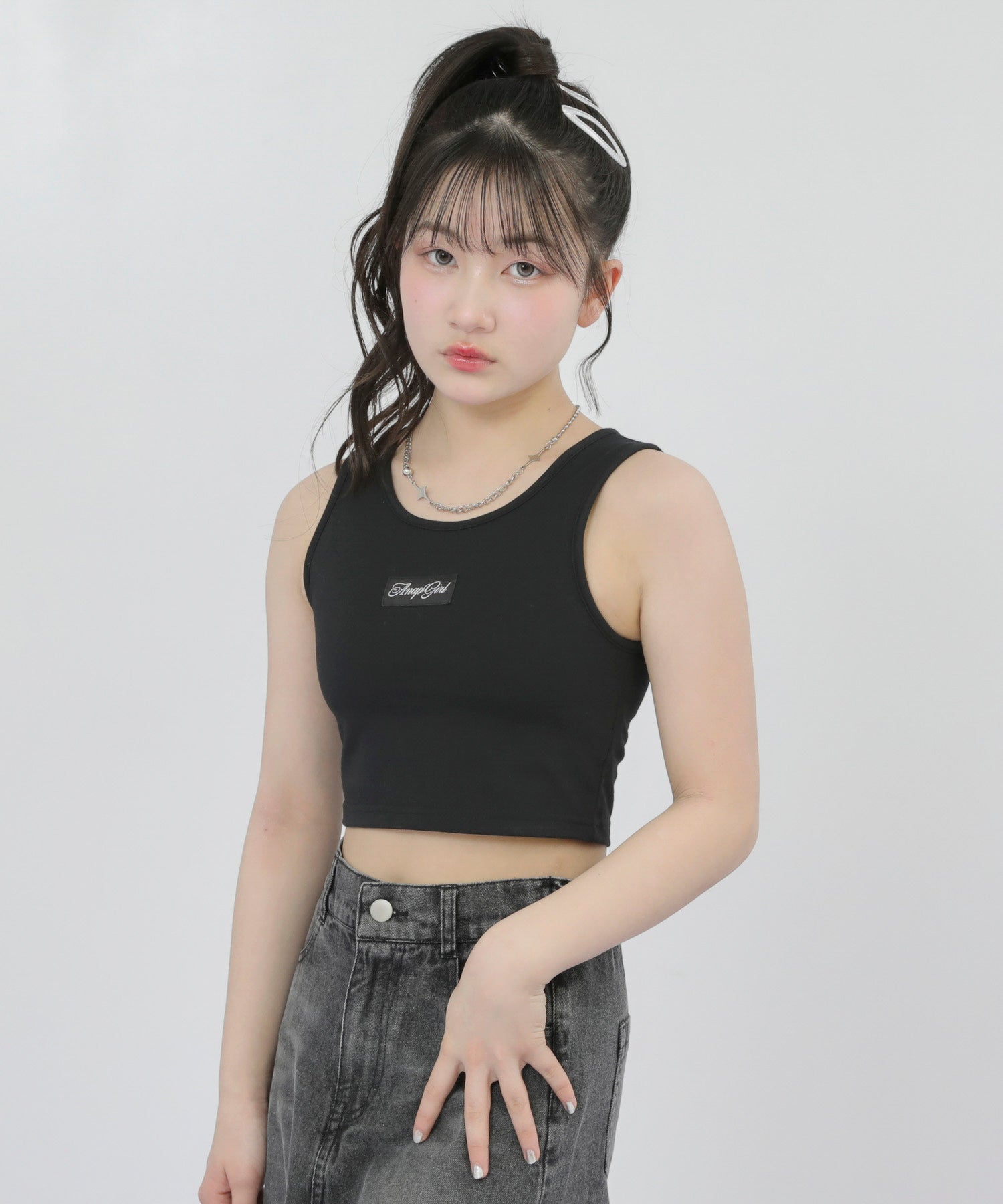 ブラック(Sサイズ着用/身長：約152cm)