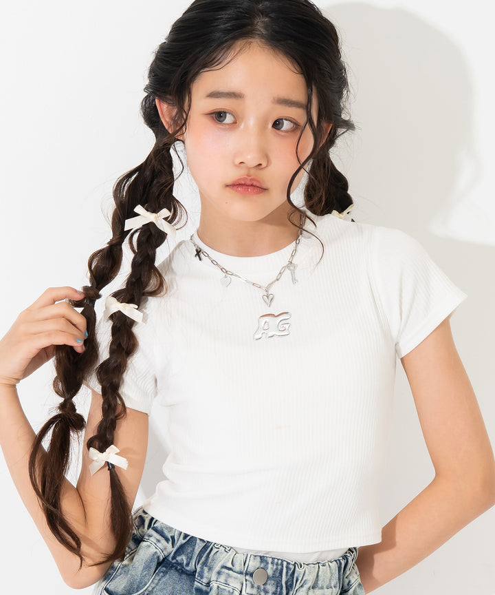 ホワイト(Sサイズ着用/身長：約150cm)