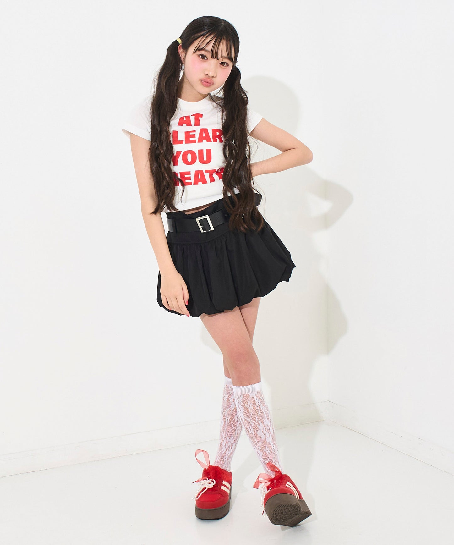 ホワイト(Sサイズ着用/身長：約147cm)