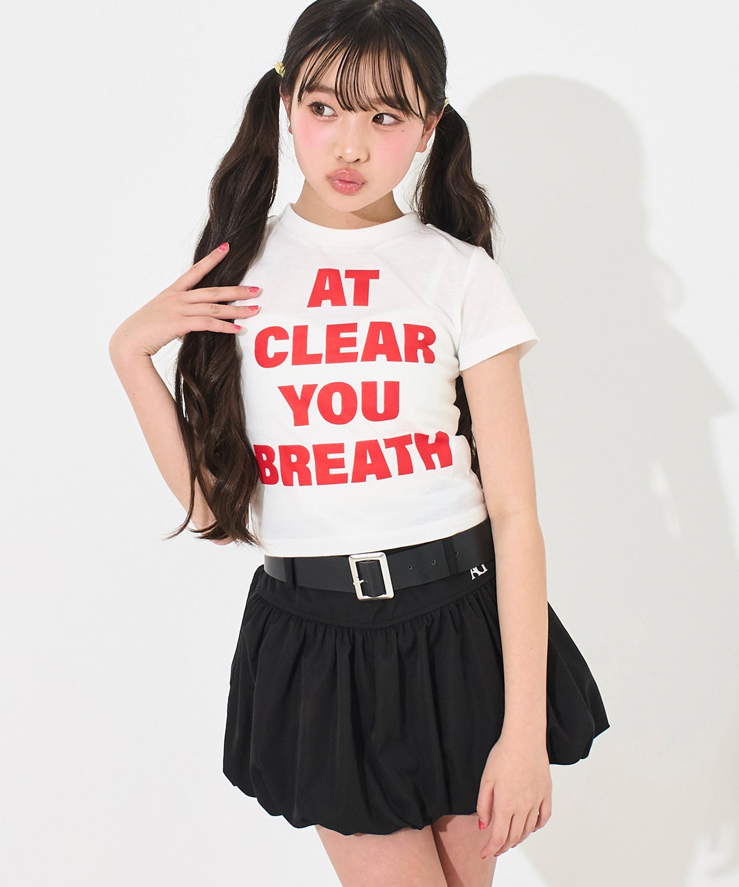 ホワイト(Sサイズ着用/身長：約147cm)