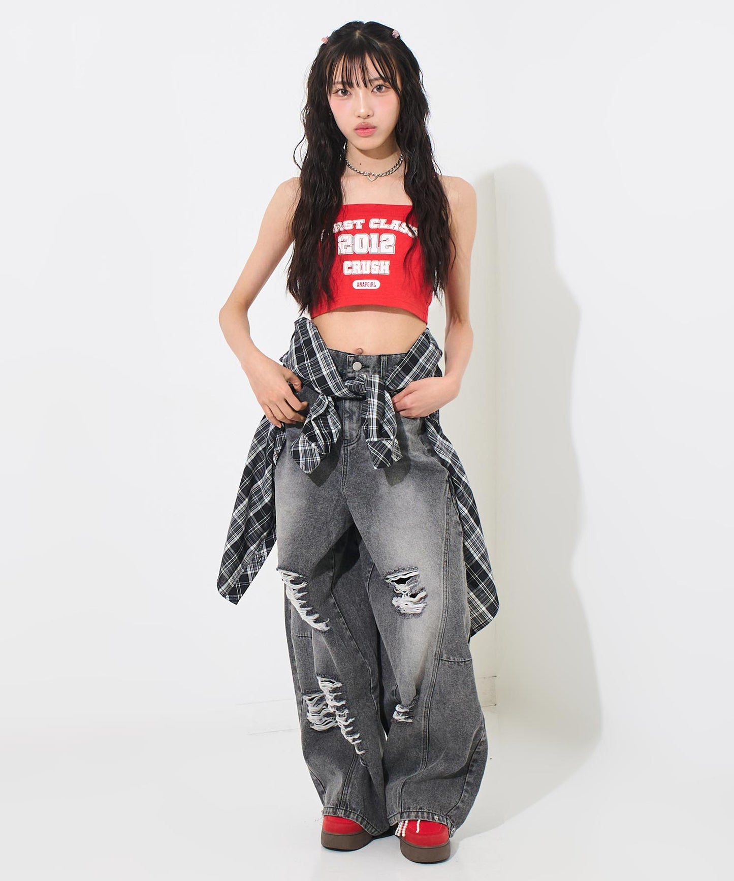 レッド(Sサイズ着用/身長：約156cm)