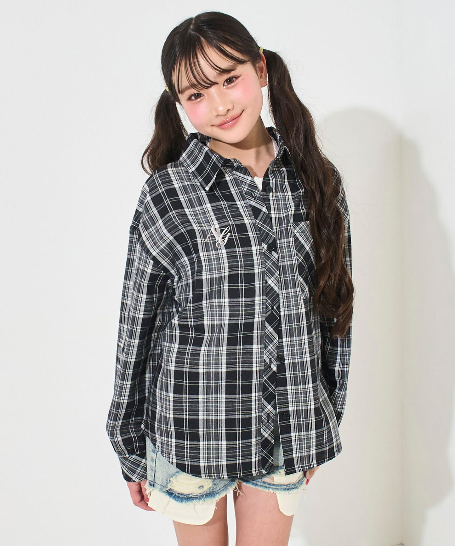 ブラック(Sサイズ着用/身長：約145cm)