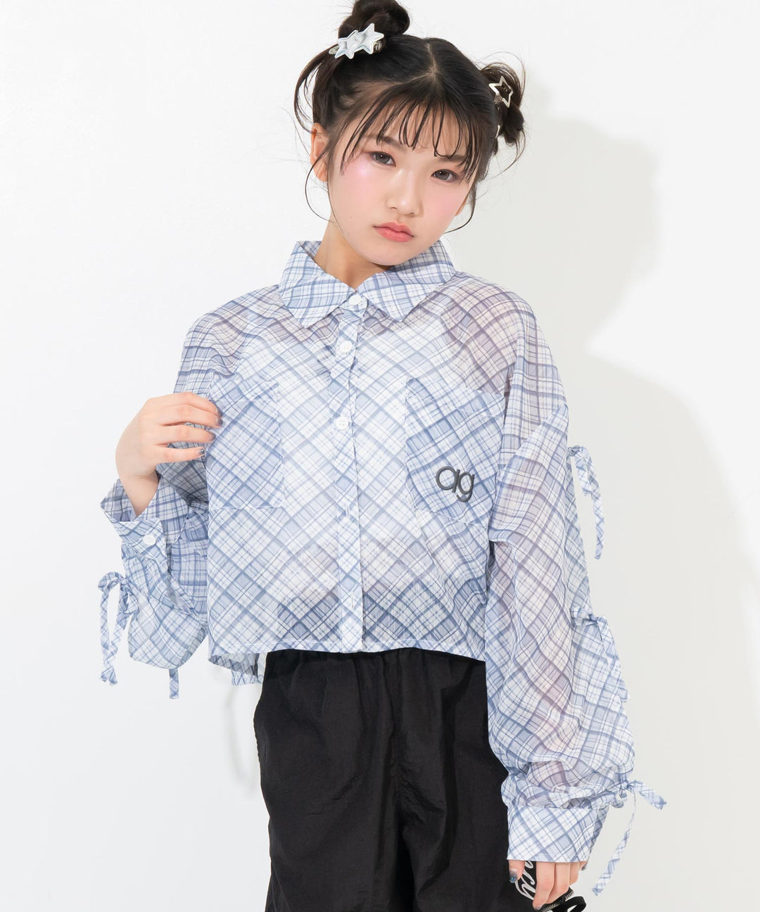 サックス(Sサイズ着用/身長：約140cm)