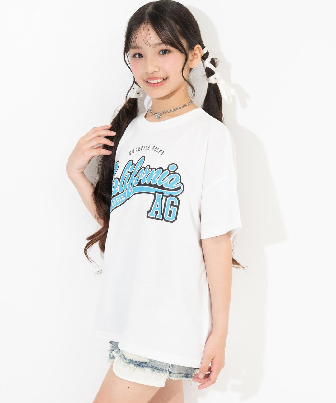 ホワイト(Sサイズ着用/身長：約146cm)