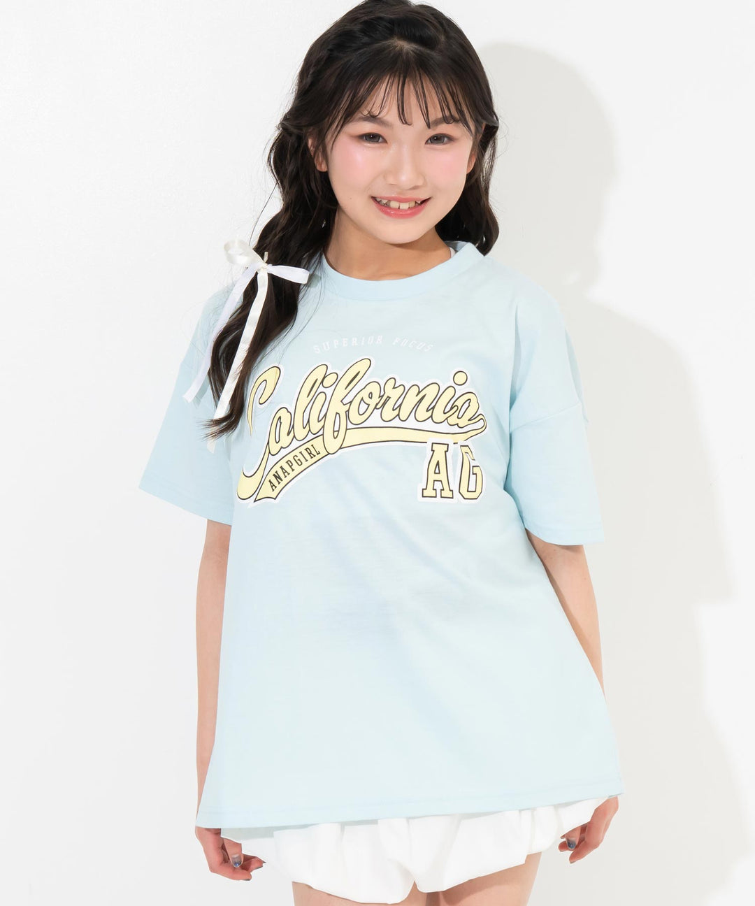 サックス(Sサイズ着用/身長：約140cm)