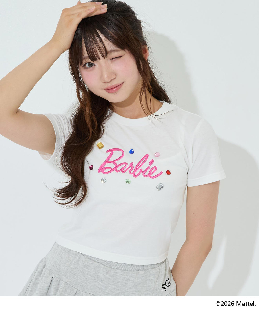 ホワイト(Mサイズ着用/身長：約153cm)