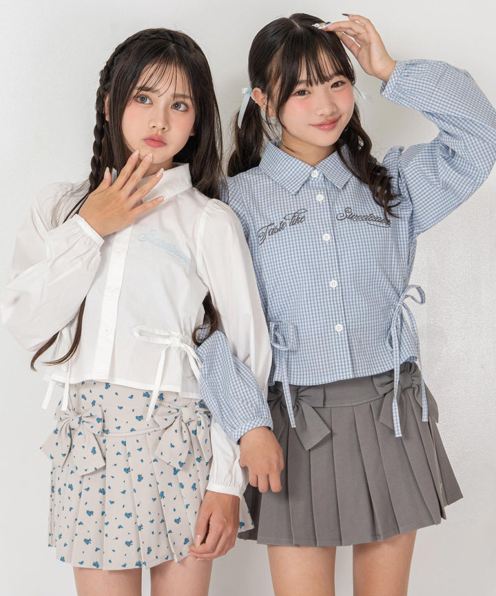 ライトブルー(Sサイズ着用/身長：約150cm)
ホワイト(XSサイズ着用/身長：約139cm)