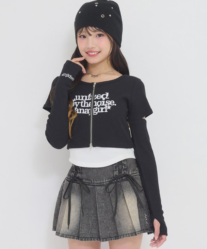 ブラック(Sサイズ着用/身長：約146cm)