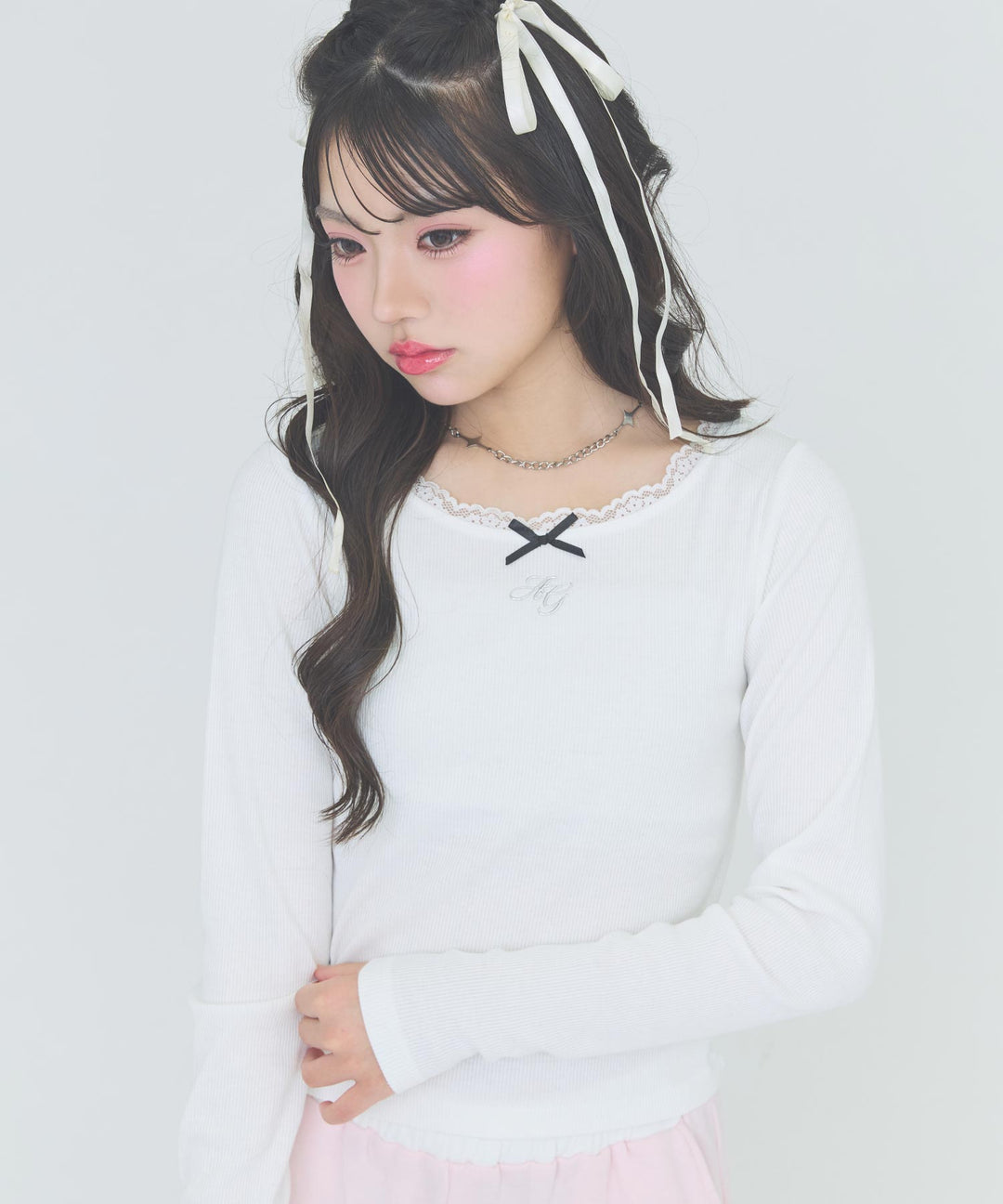 ホワイト(Ｍサイズ着用/身長：約162cm)