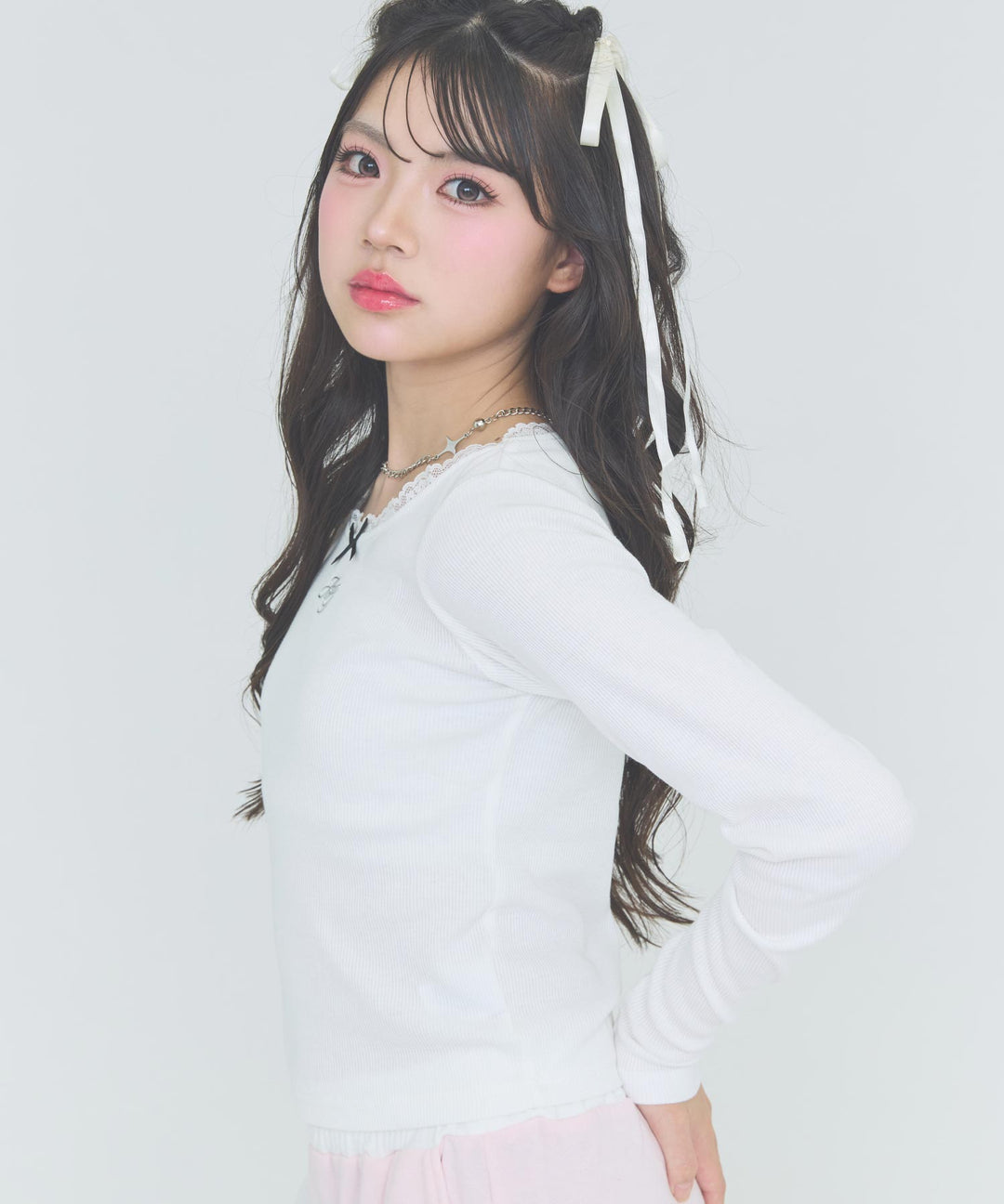 ホワイト(Ｍサイズ着用/身長：約162cm)