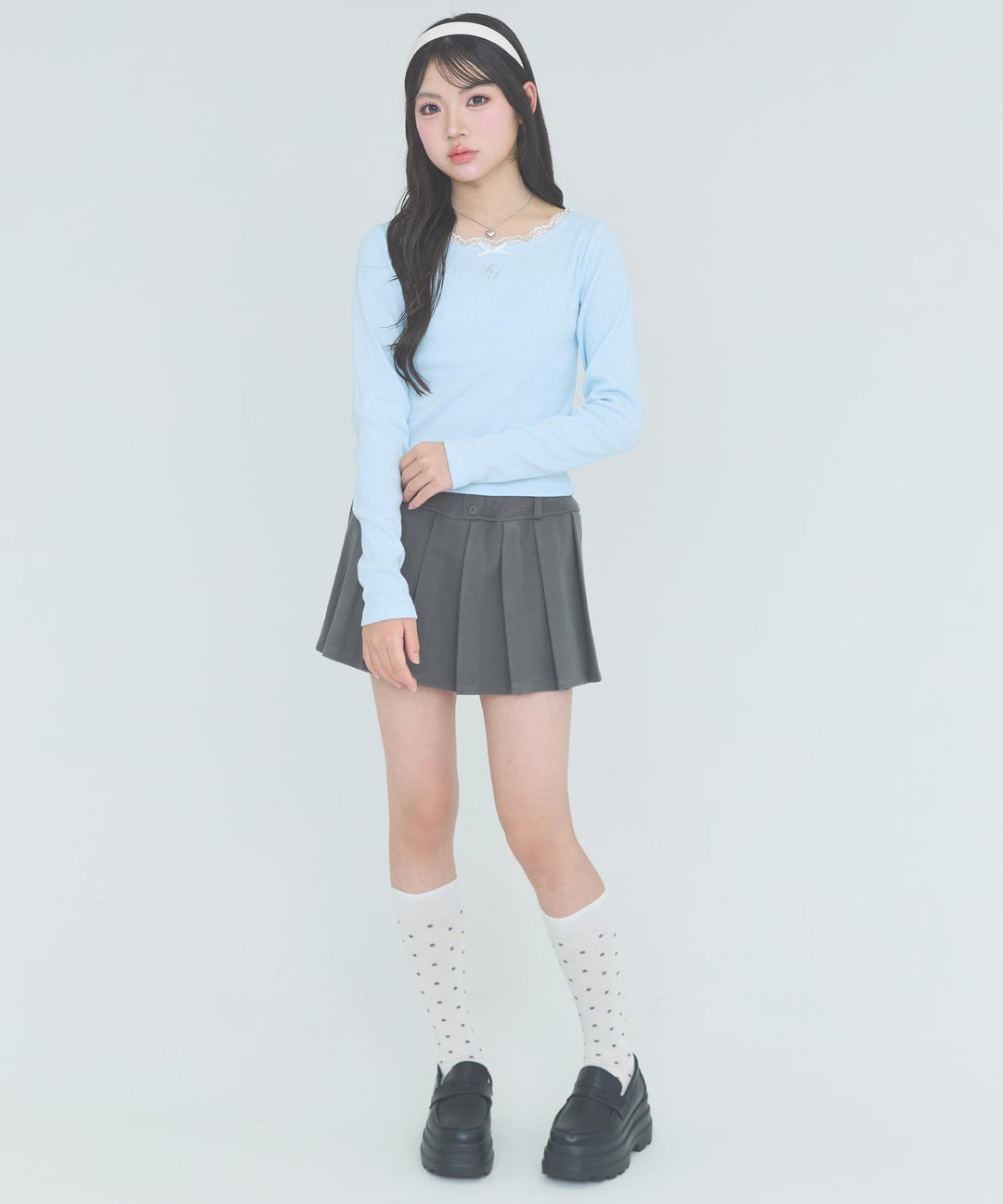 サックス(Ｍサイズ着用/身長：約162cm)