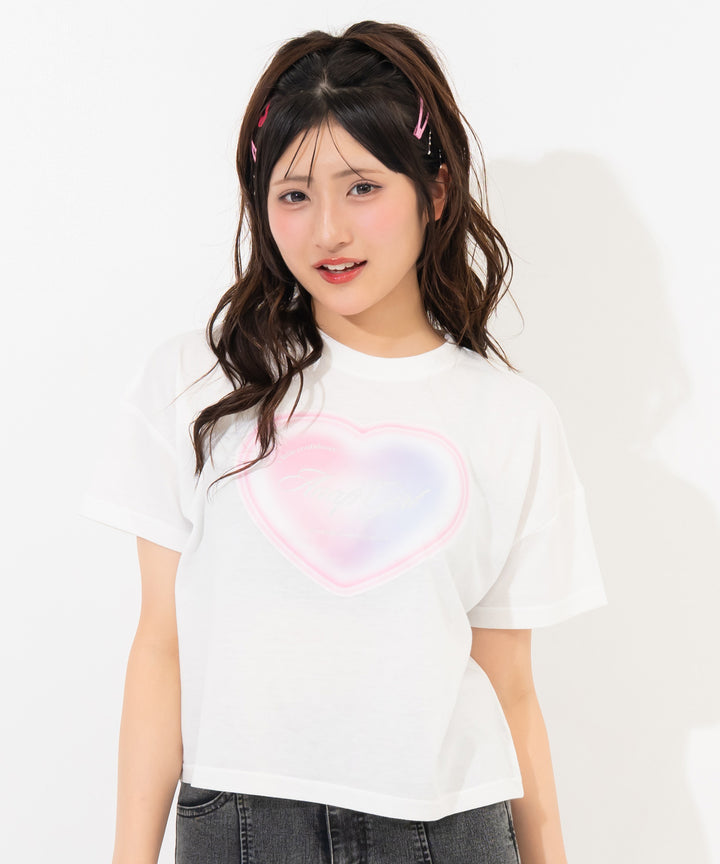 ホワイト(Mサイズ着用/身長：約160cm)
