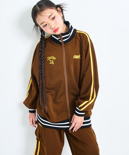 ブラウン/143cm(XSサイズ着用)