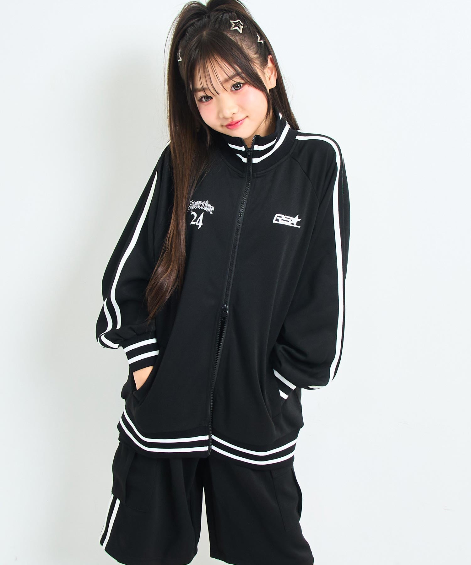 ブラック/143cm(XSサイズ着用)