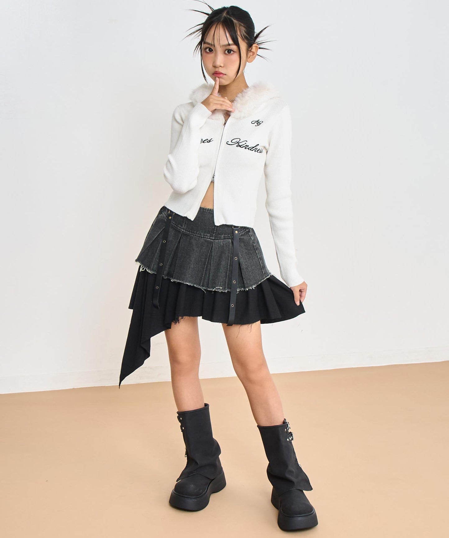 ホワイト/150cm(Sサイズ着用)