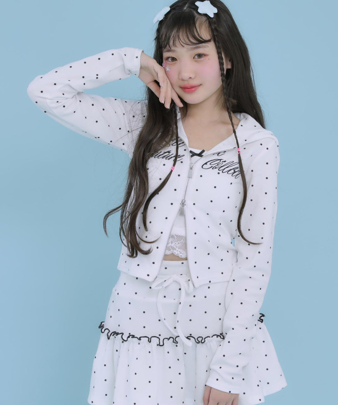 ホワイト/ブラック(Sサイズ着用/身長：約143cm)