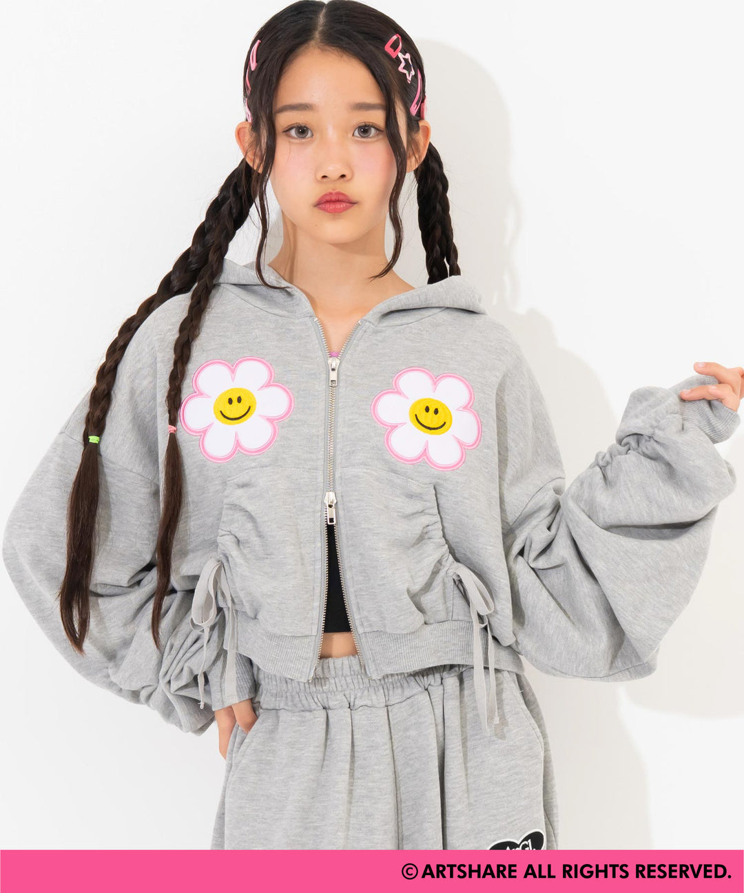 ライトグレー(Sサイズ着用/身長：約150cm)