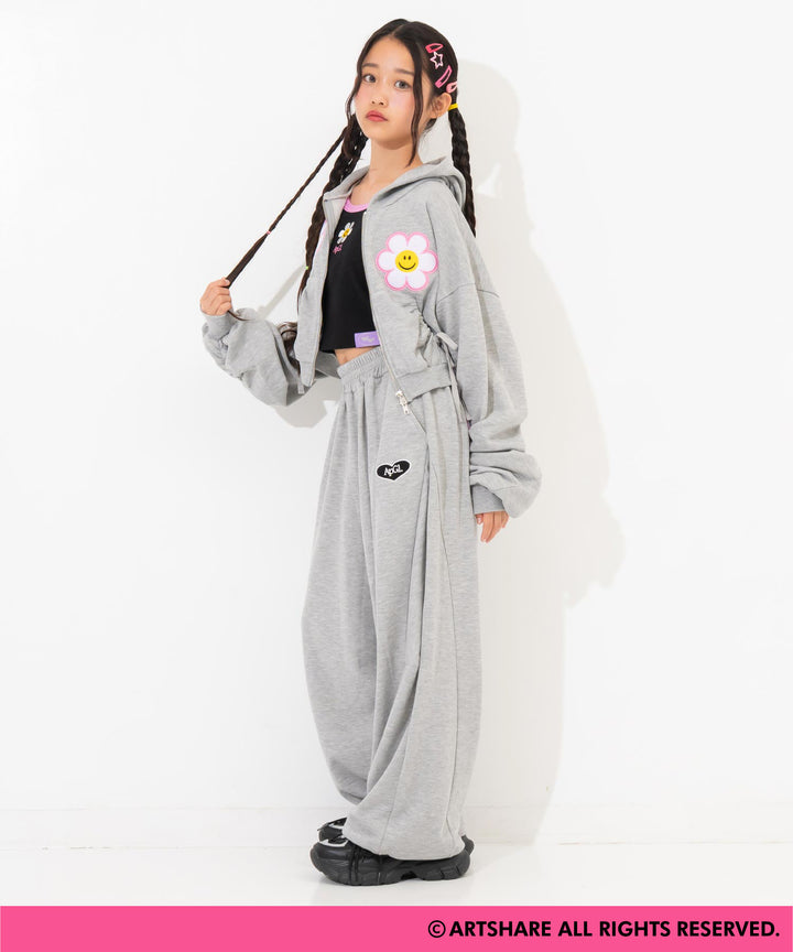 ライトグレー(Sサイズ着用/身長：約150cm)