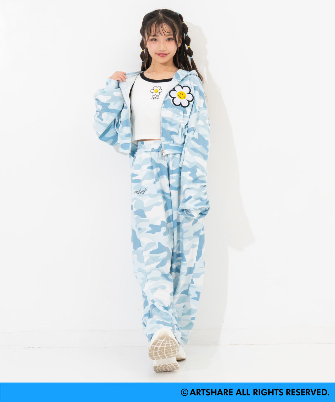 サックス(Sサイズ着用/身長：約146cm)