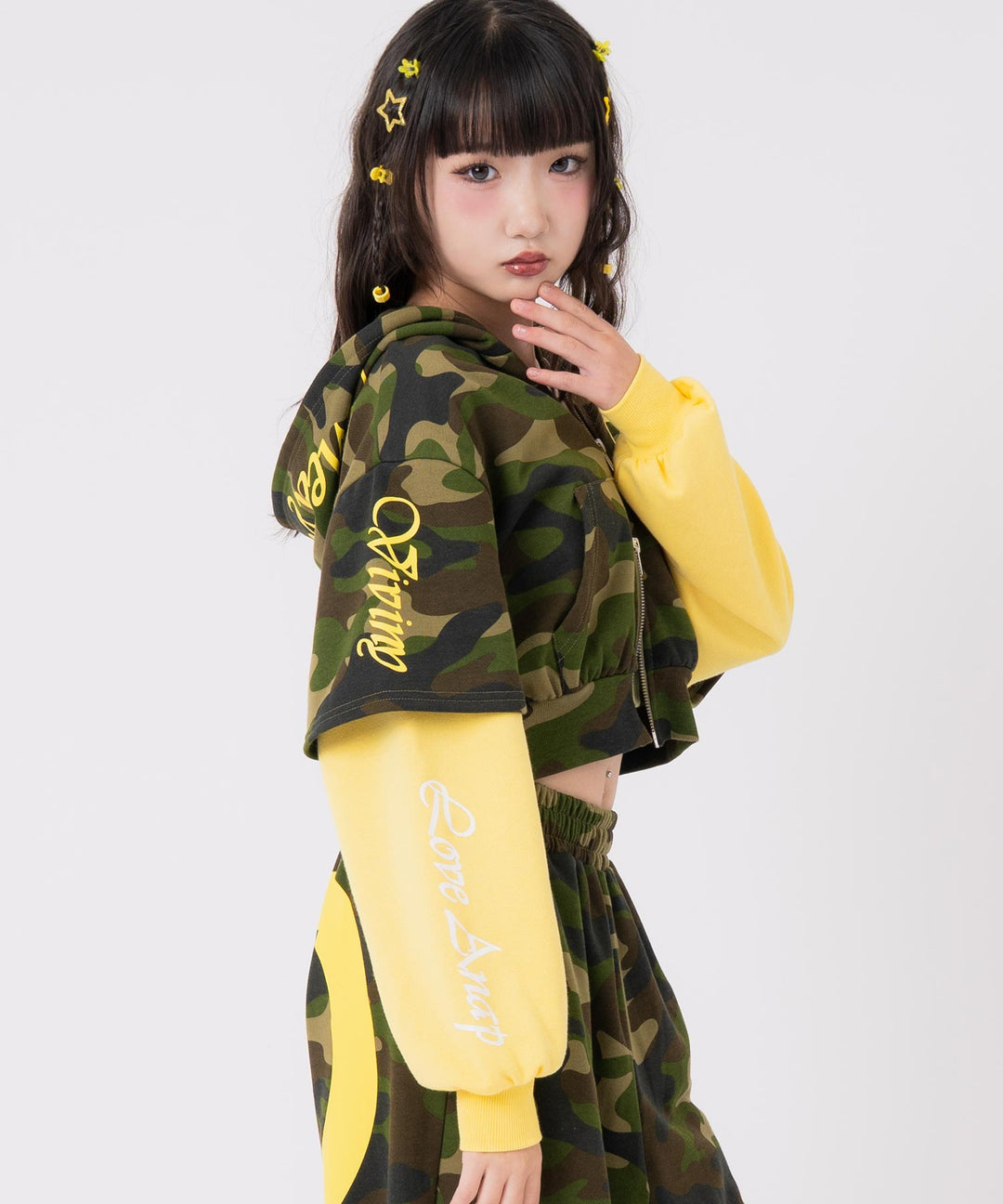 イエロー(160サイズ着用/身長：約157cm)