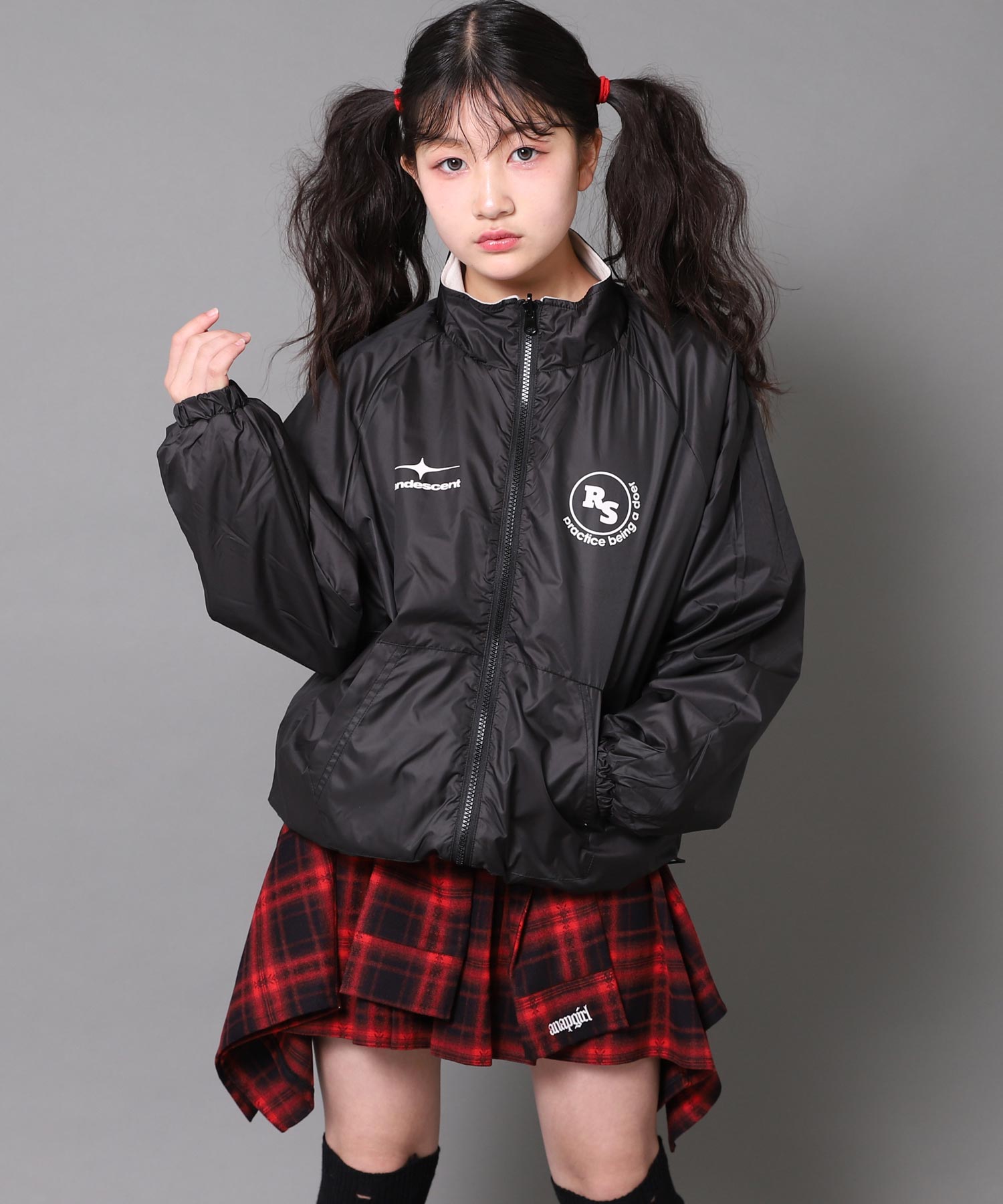 ホワイト/145cm(Sサイズ着用)