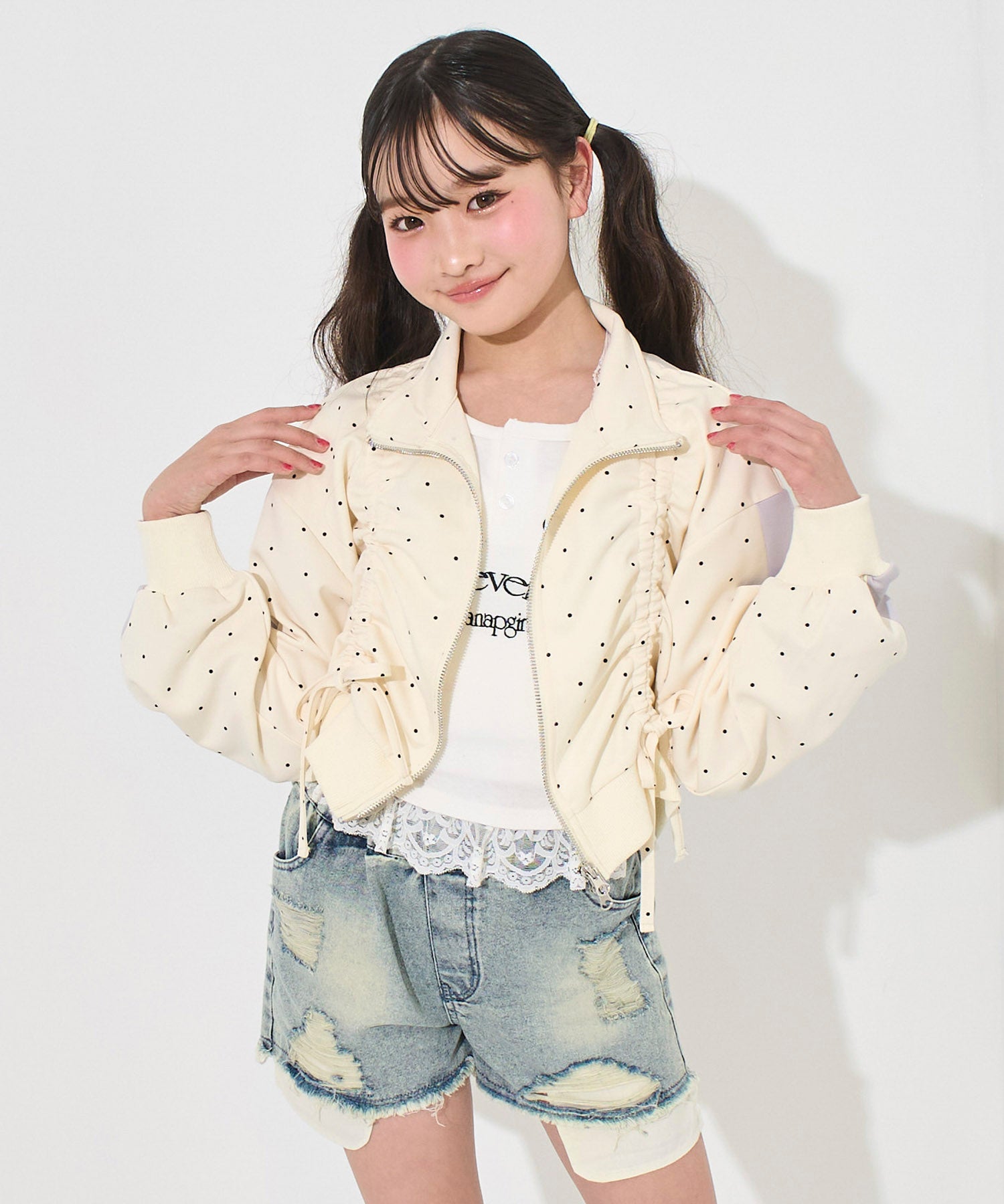 ホワイト/ブラック147cm(Sサイズ着用)