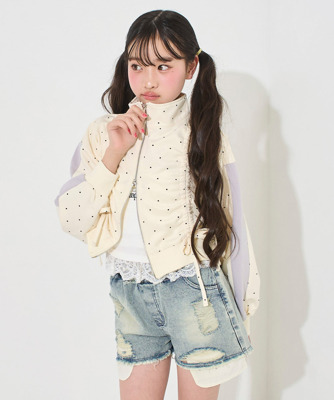 ホワイト/ブラック147cm(Sサイズ着用)