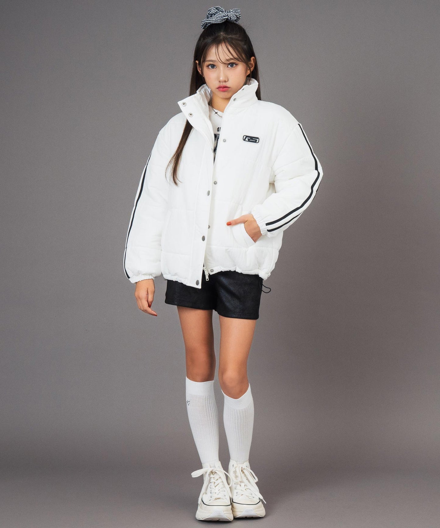 ホワイト/152cm(Sサイズ着用)