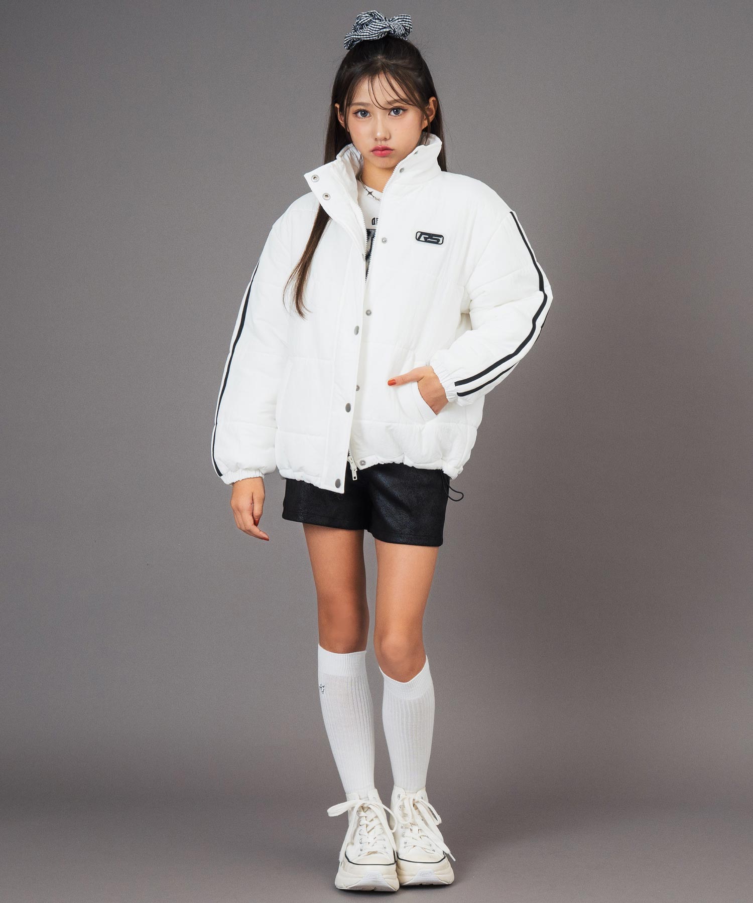 ホワイト/152cm(Sサイズ着用)