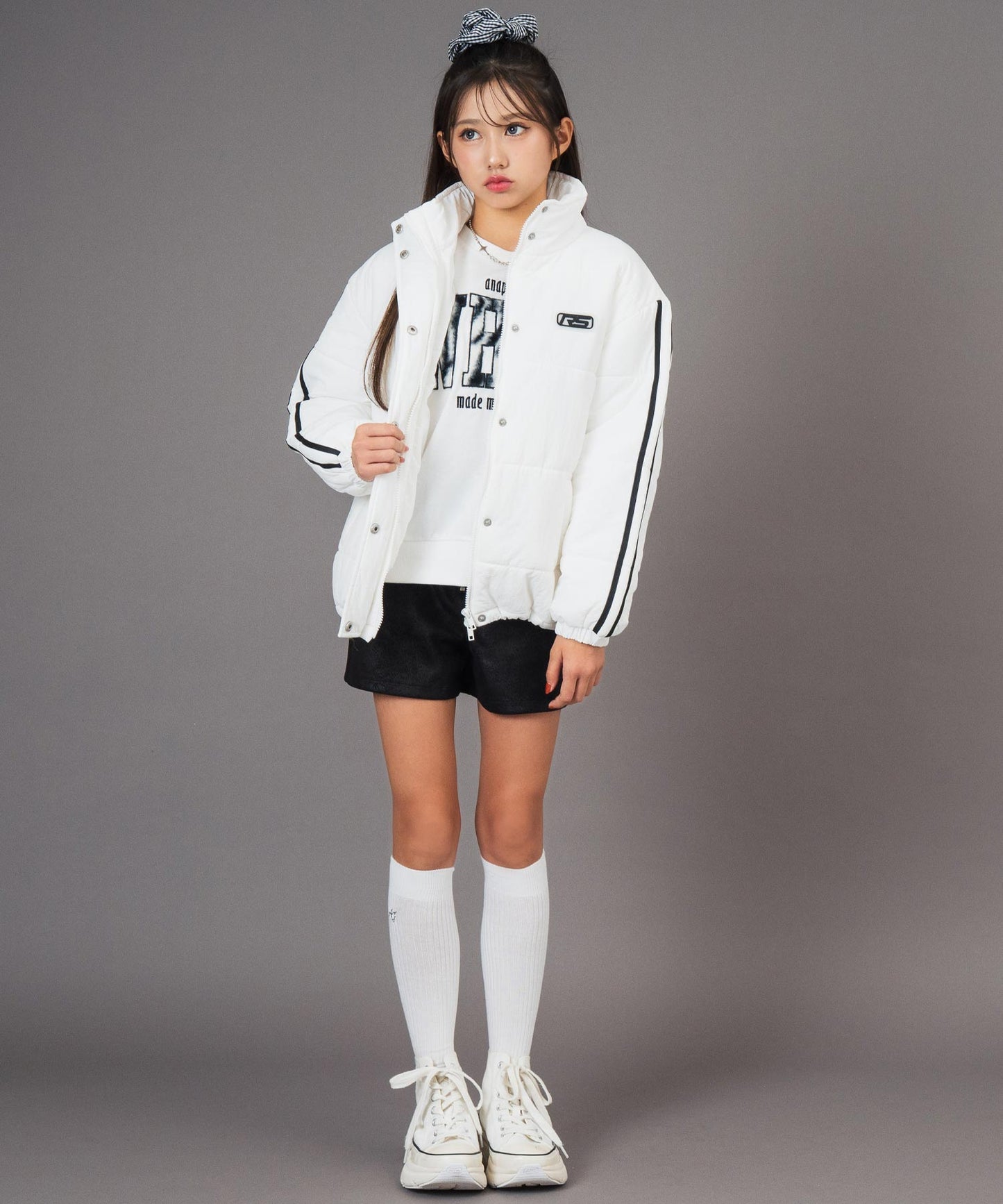 ホワイト/152cm(Sサイズ着用)